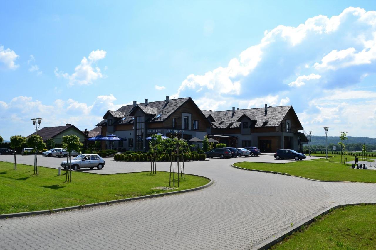 Hotel Oriza Gdów Εξωτερικό φωτογραφία
