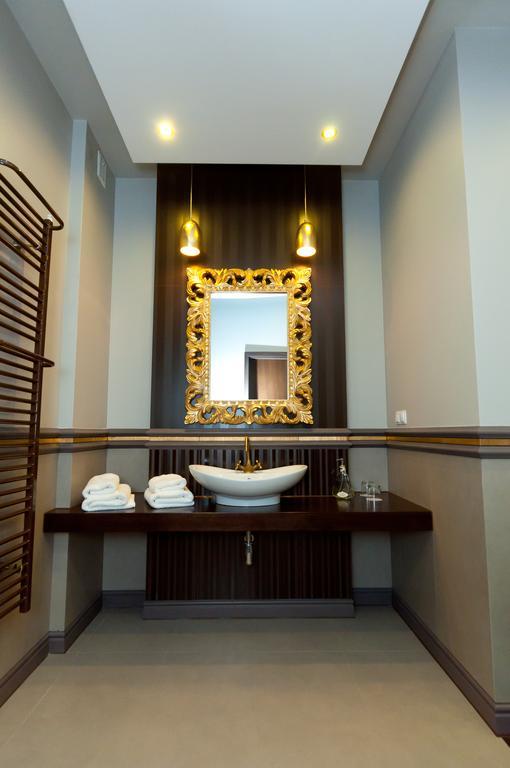 Hotel Oriza Gdów Εξωτερικό φωτογραφία