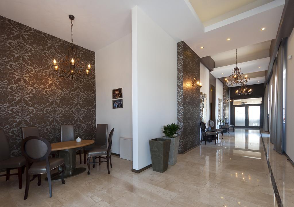 Hotel Oriza Gdów Εξωτερικό φωτογραφία