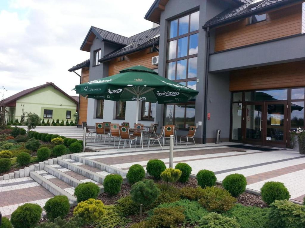 Hotel Oriza Gdów Εξωτερικό φωτογραφία
